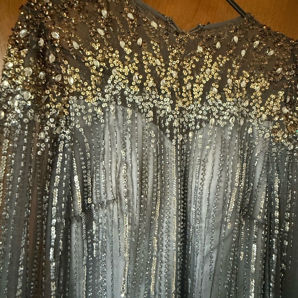 Elegant Gray and Gold Evening Gown - Picture 2 of 6
